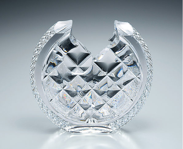 photo <i>Kiriko</i> cut glass